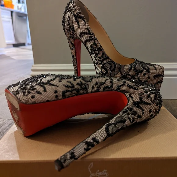 Christian Louboutin Daffodile "Stardust" - Picture 7 of 8